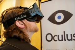 VR | Facebook关闭Oculus VR 未来与外部合作打造VR内容