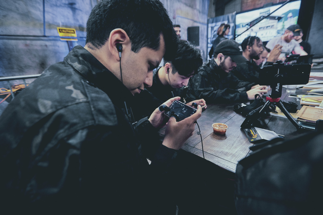 当《暗区突围》飘洋过海，国外玩家的真实评价是…